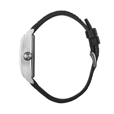 Montre Lip Churchill T26 Automatique 671934