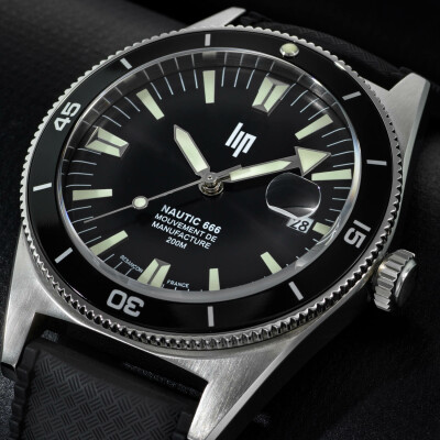 Montre Lip Nautic 666 Automatique Manufacture 39mm 676050